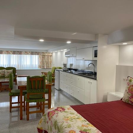 Emycanarias Holiday Homes Vecindario เบซินดาริโอ ภายนอก รูปภาพ