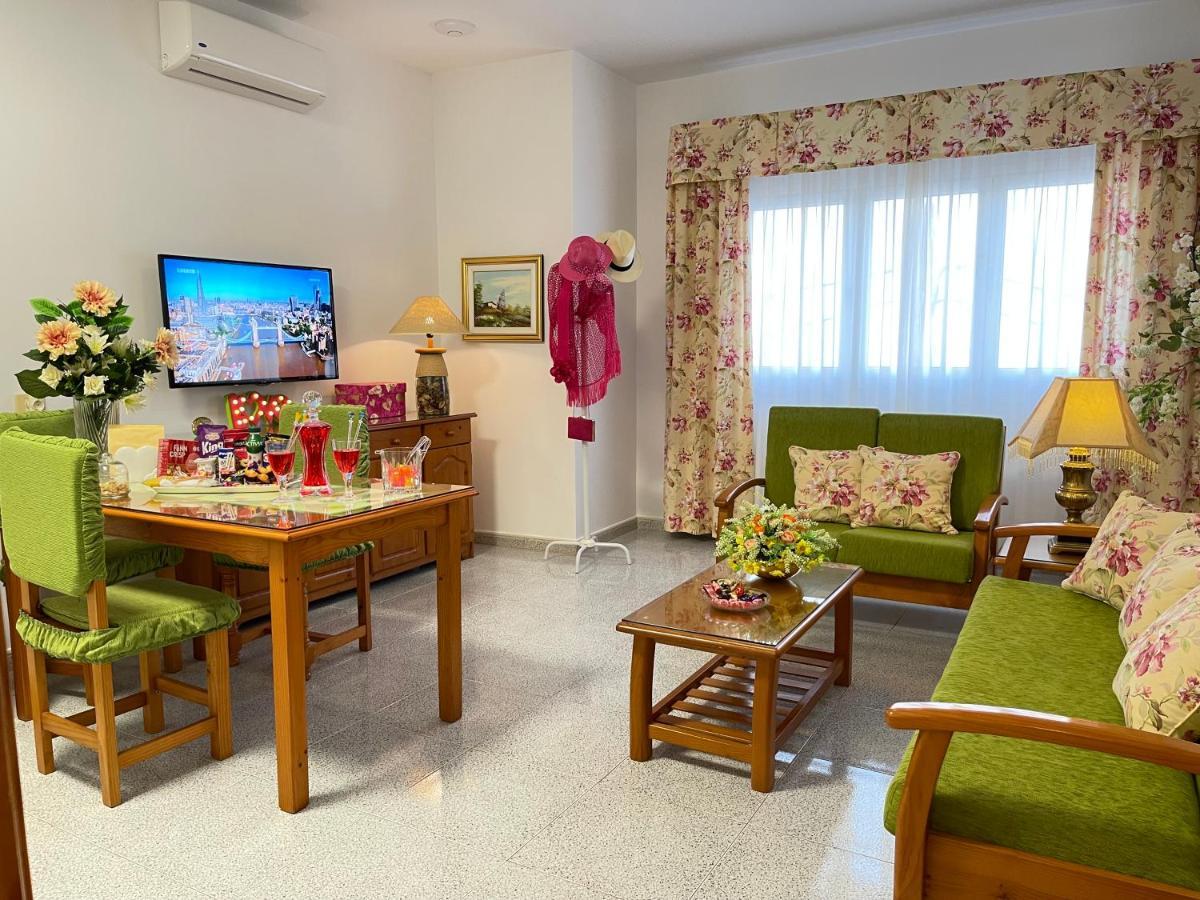 Emycanarias Holiday Homes Vecindario เบซินดาริโอ ภายนอก รูปภาพ