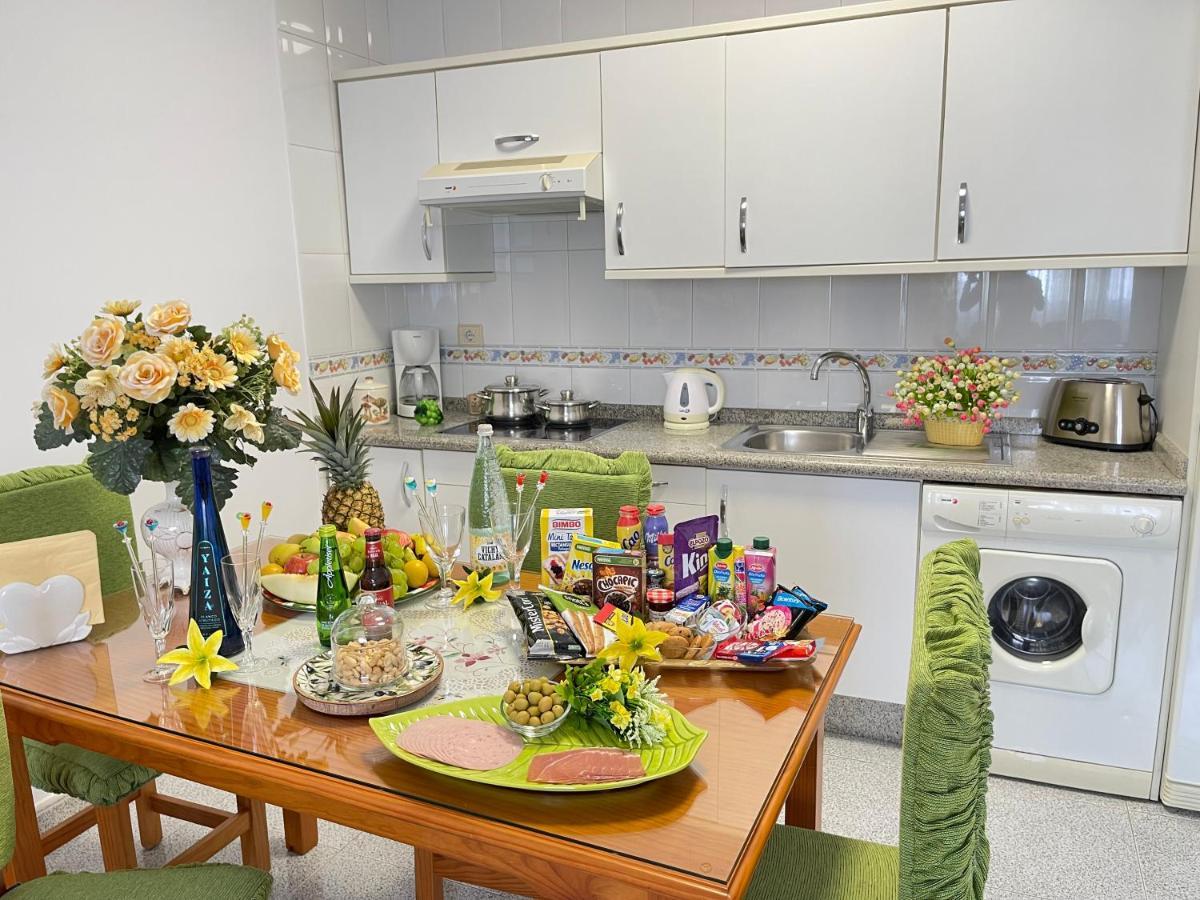 Emycanarias Holiday Homes Vecindario เบซินดาริโอ ภายนอก รูปภาพ
