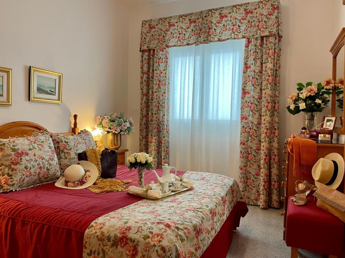 Emycanarias Holiday Homes Vecindario เบซินดาริโอ ภายนอก รูปภาพ