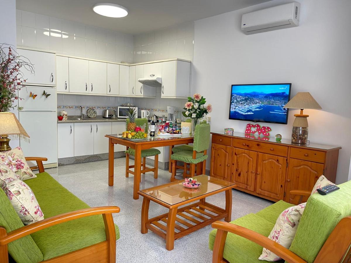 Emycanarias Holiday Homes Vecindario เบซินดาริโอ ภายนอก รูปภาพ