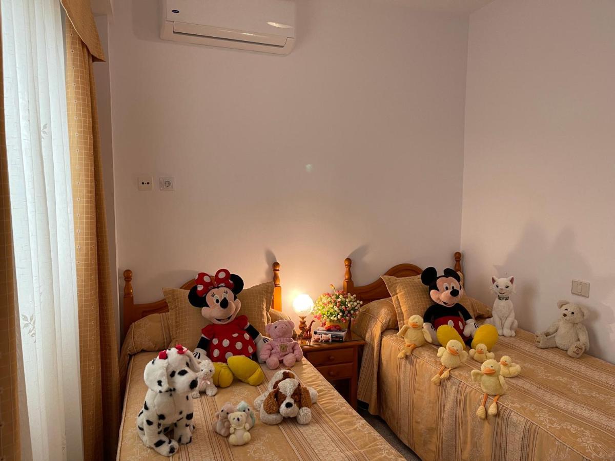 Emycanarias Holiday Homes Vecindario เบซินดาริโอ ภายนอก รูปภาพ
