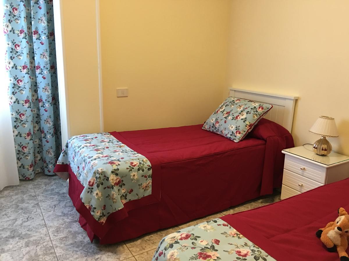 Emycanarias Holiday Homes Vecindario เบซินดาริโอ ภายนอก รูปภาพ